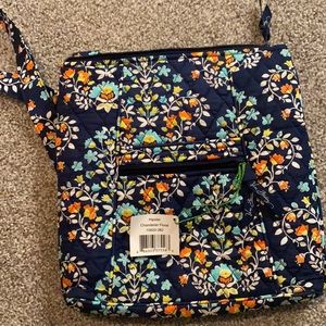 Vera Bradley Hipster